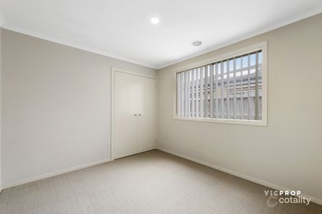 Property photo of 7 Banilla Close Point Cook VIC 3030
