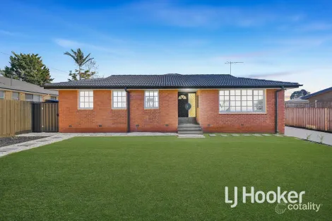 Property photo of 21 Green Valley Crescent Hampton Park VIC 3976