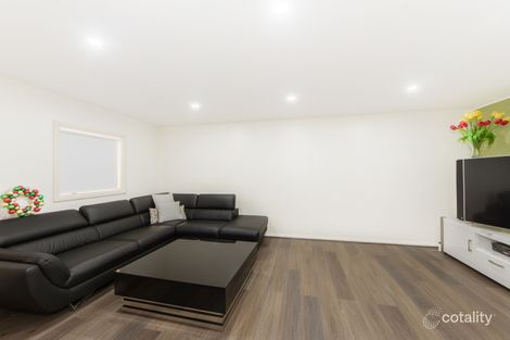 Property photo of 9 Marsh Mays Road Cairnlea VIC 3023