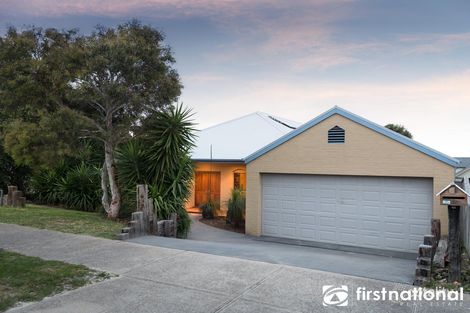 Property photo of 9 Nightingale Crescent Berwick VIC 3806