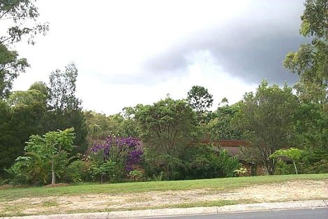 26 Winderadeen Dr, Highland Park, QLD 4211