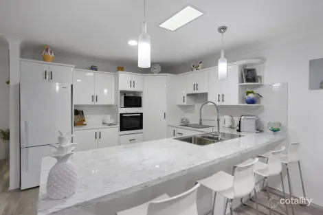 Property photo of 2/20 Holbert Close Tea Gardens NSW 2324