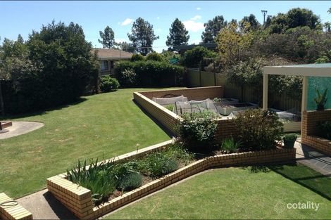 Property photo of 2 Prunis Court Wodonga VIC 3690