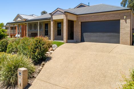 Property photo of 8 Peregrine Place Wodonga VIC 3690