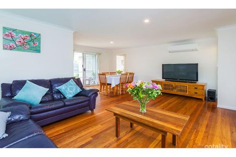 Property photo of 3 Pareena Crescent Mansfield QLD 4122
