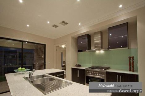 Property photo of 14 Blue Peppermint Court Lyndhurst VIC 3975