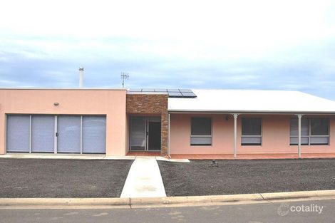 Property photo of 2 Olive Grove Road Encounter Bay SA 5211