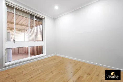 Property photo of 2/4 William Street Lurnea NSW 2170