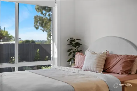 Property photo of 34 Kent Road Lalor VIC 3075