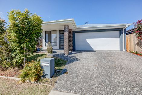 52 Spruce Cct, Hillcrest, QLD 4118
