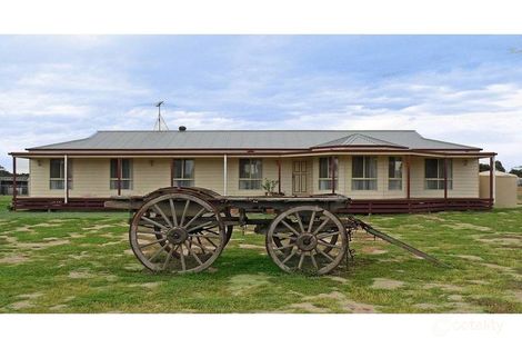 Property photo of 15 Orlando Grove Avalon VIC 3212