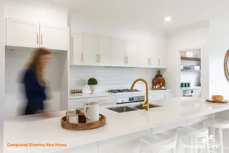 14 Blackwood Cct, Forest Hill, NSW 2651