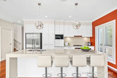 Property photo of 18 Sandon Drive Bulli NSW 2516