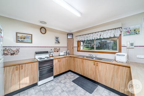 Property photo of 4 Bermingham Avenue San Isidore NSW 2650