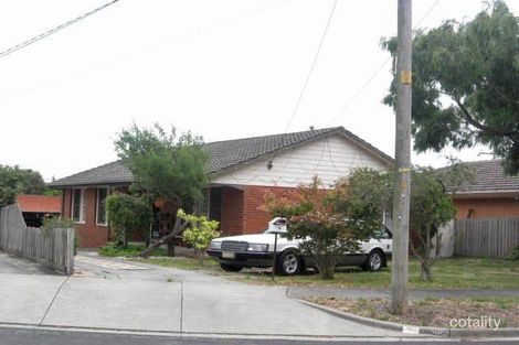 Property photo of 8 Paringa Court Frankston VIC 3199