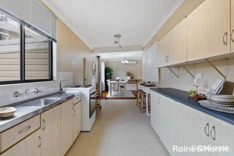 Property photo of 39 Golden Avenue Point Clare NSW 2250