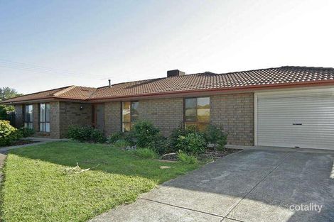 Property photo of 2 Leonard Crescent Morphett Vale SA 5162