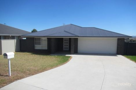 Property photo of 11 Kaputar Close North Tamworth NSW 2340