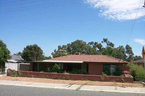190 Maida Vale Rd, High Wycombe, WA 6057