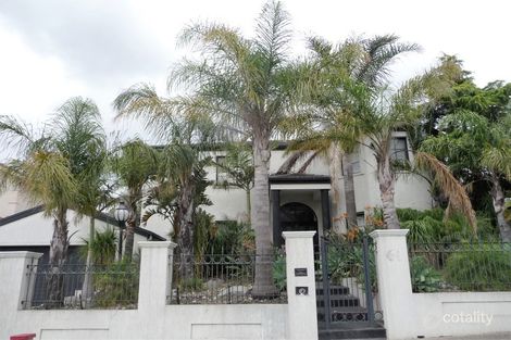 Property photo of 61 Blossom Park Drive Mill Park VIC 3082