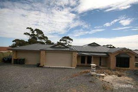Property photo of 4 Bentley Court Happy Valley SA 5159