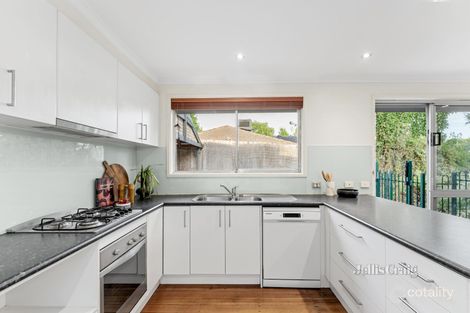 Property photo of 2 Braimton Close Ringwood North VIC 3134