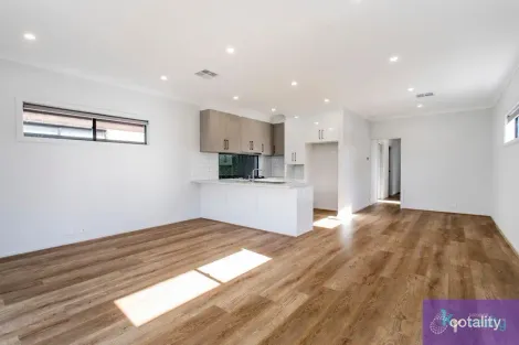 Property photo of 4 Windsor Avenue Clearview SA 5085