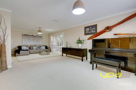 Property photo of 9 Honeysuckle Avenue Hillside VIC 3037