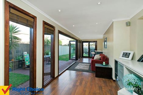 Property photo of 4 Sandpiper Close Albion Park Rail NSW 2527