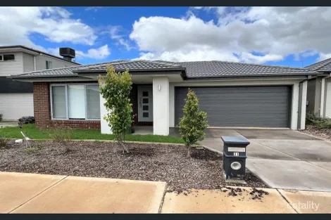 Property photo of 31 Henderson Drive Tarneit VIC 3029