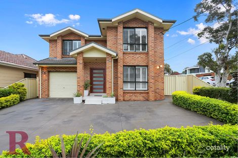 Property photo of 10 Karimbla Road Miranda NSW 2228