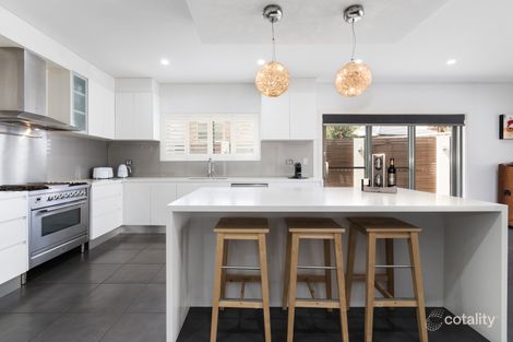 Property photo of 14 Mataro Close Edensor Park NSW 2176