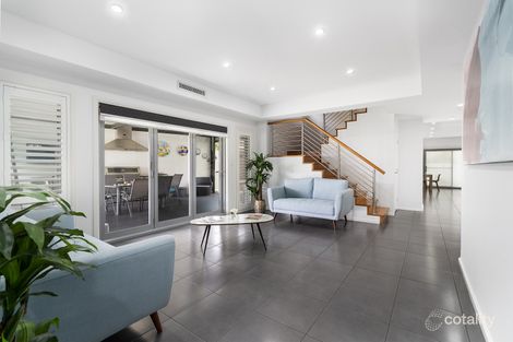 Property photo of 14 Mataro Close Edensor Park NSW 2176