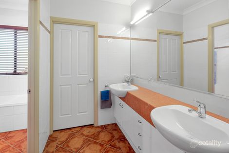 Property photo of 3 Deakin Court Southside QLD 4570