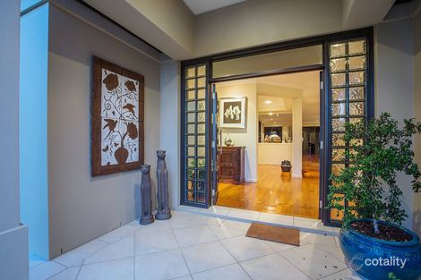 Property photo of 16 Torquay Place Arundel QLD 4214