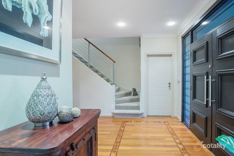 Property photo of 16 Torquay Place Arundel QLD 4214