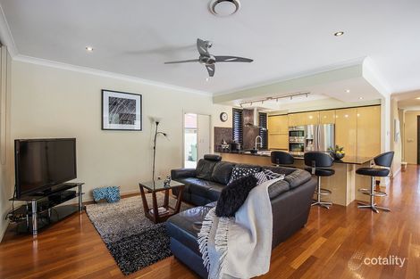 Property photo of 16 Torquay Place Arundel QLD 4214