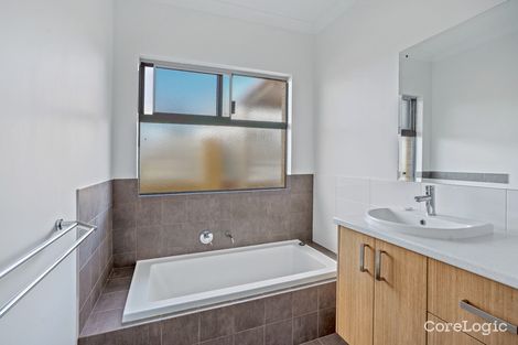 Property photo of 19 Tyers Way Kardinya WA 6163