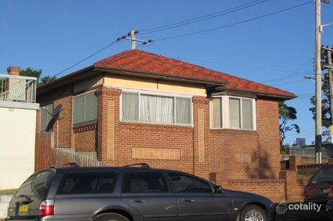 303 Brunker Rd, Adamstown, NSW 2289