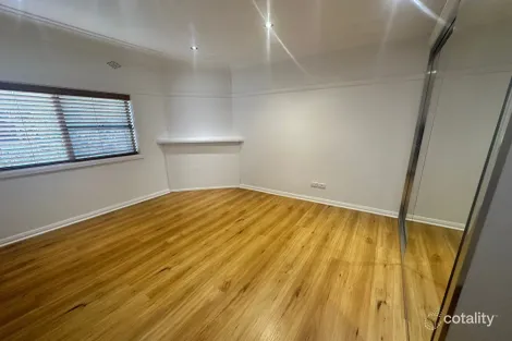 Property photo of 28 Waitangi Street Gwynneville NSW 2500