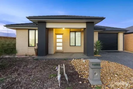 7 Reina Ct, Clyde North, VIC 3978