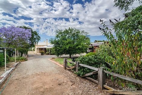 Property photo of 25 North Parade Strathalbyn SA 5255