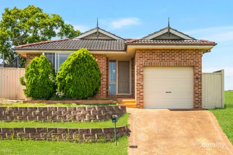 2 Topper Pl, Englorie Park, NSW 2560