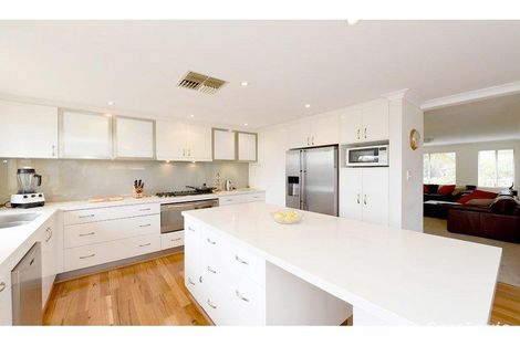 Property photo of 6 Salustri Place North Fremantle WA 6159