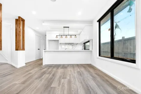 Property photo of 10 Dunphy Street Tarneit VIC 3029