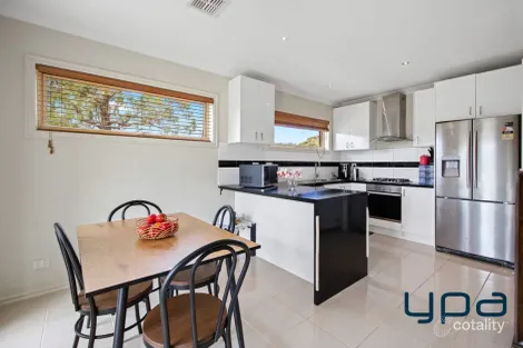 Property photo of 1/24 Dyer Street Hoppers Crossing VIC 3029