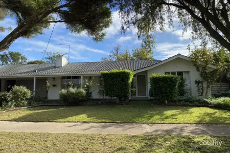 5 Allambie Rd, Sale, VIC 3850