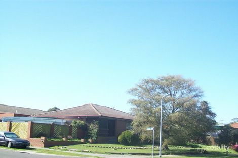 2 Guildford Cres, Narre Warren, VIC 3805