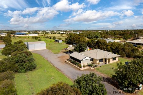 19 Polwarth Pde, Deepdale, WA 6532