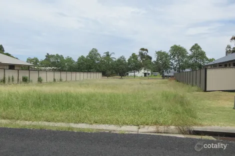 6 Henry Ct, Tara, QLD 4421